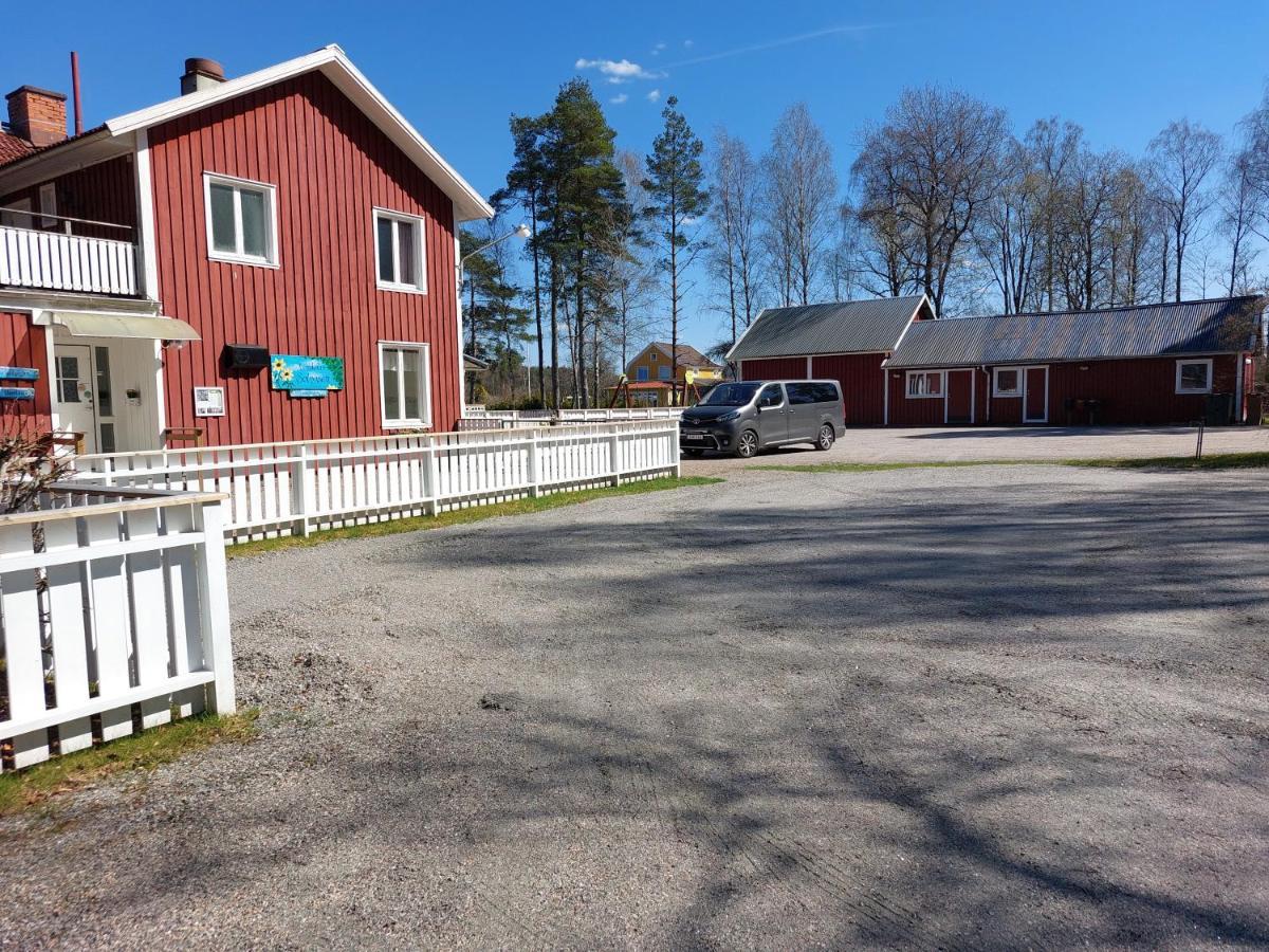 Hostal Flora Dekor Gaestgard, Lenagarden Alingsås Exterior foto